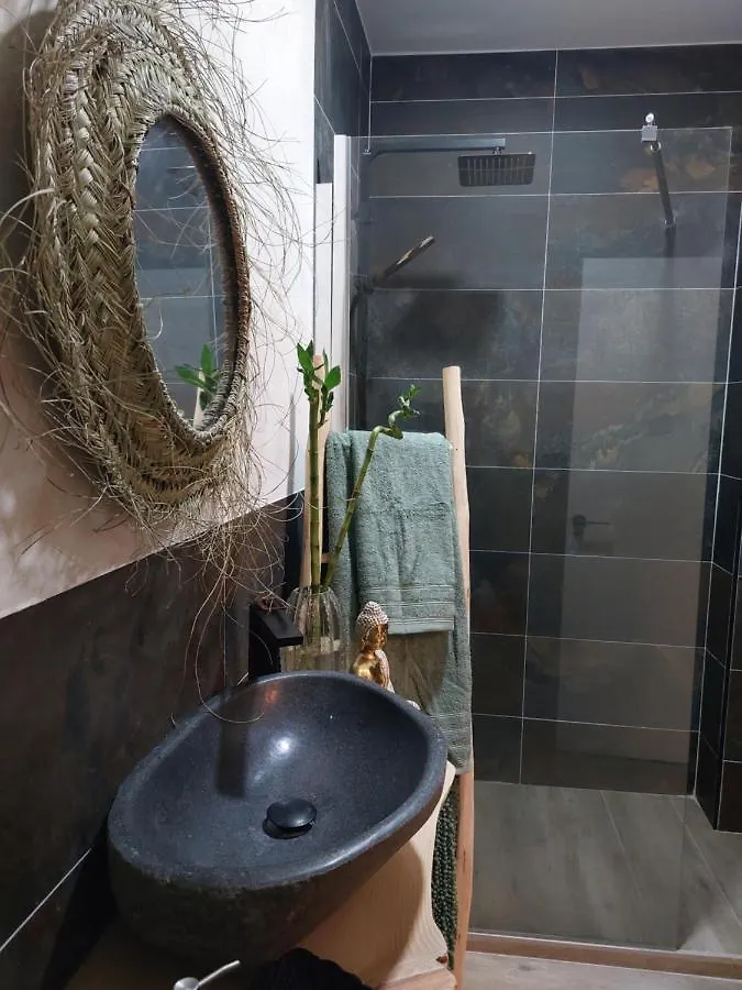 Apartamento Completo, Chamartin 마드리드 아파트